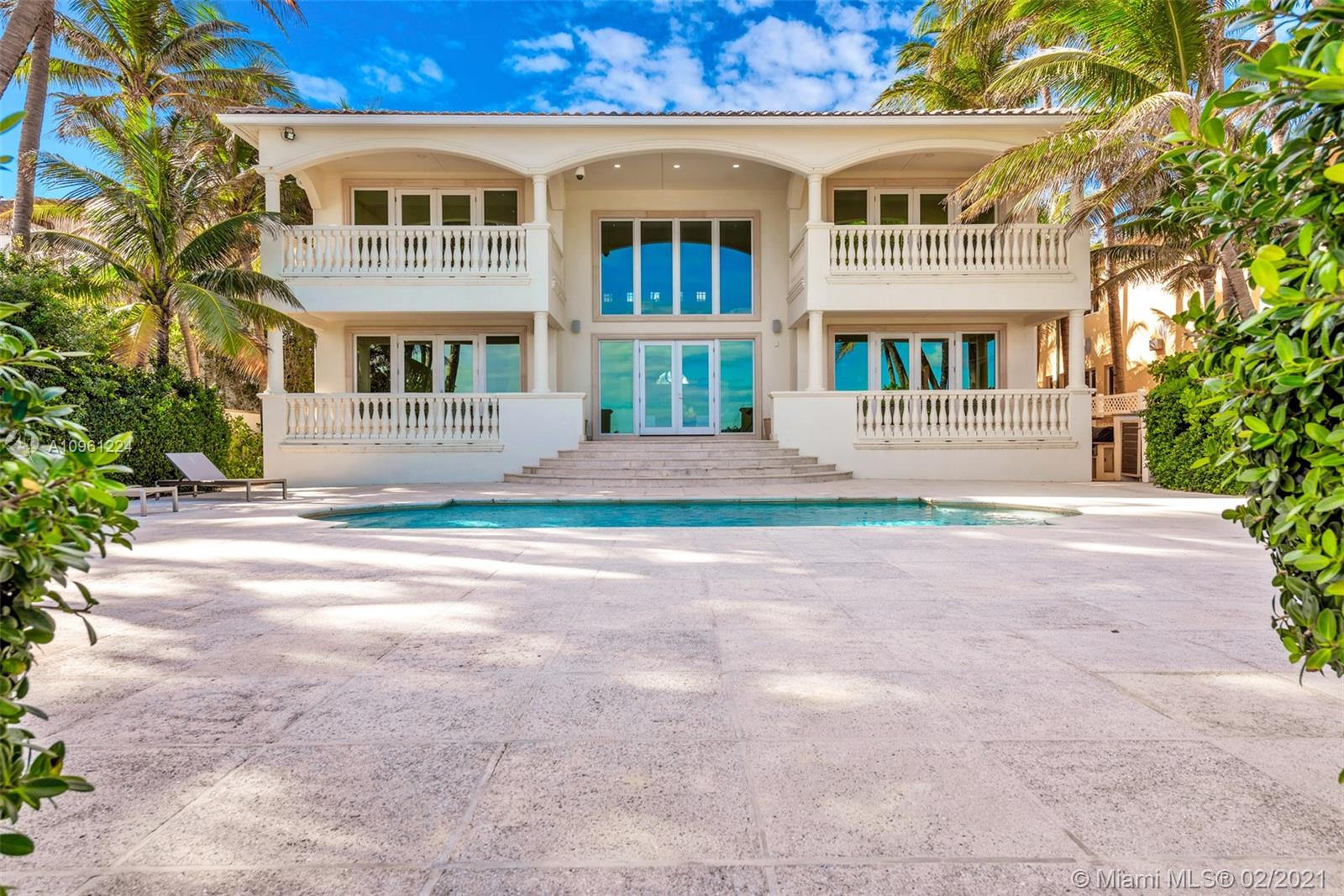 GOLDEN BEACH SEC A - Residential