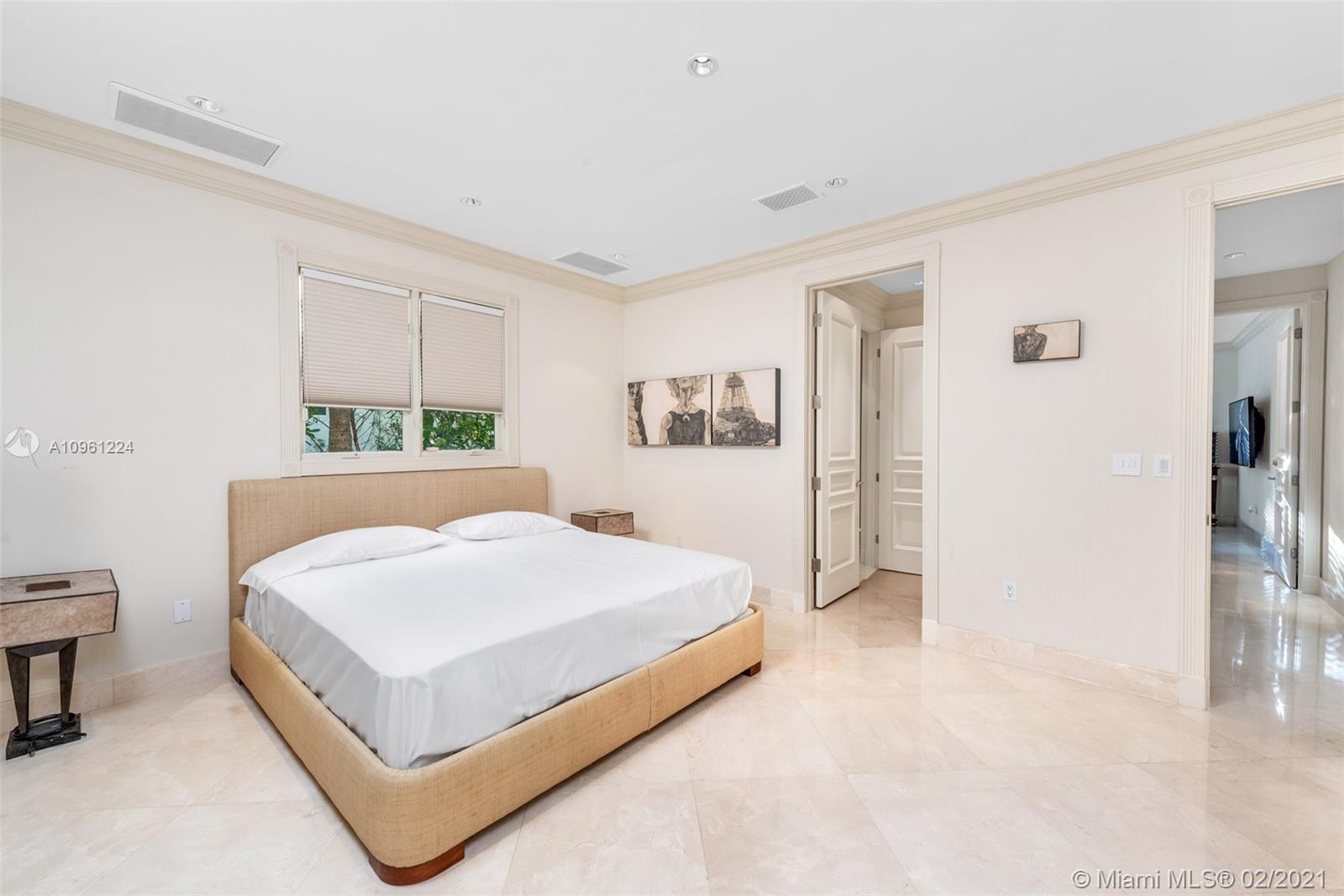 GOLDEN BEACH SEC A - Residential