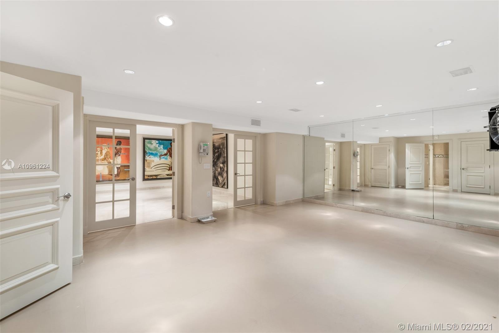 GOLDEN BEACH SEC A - Residential