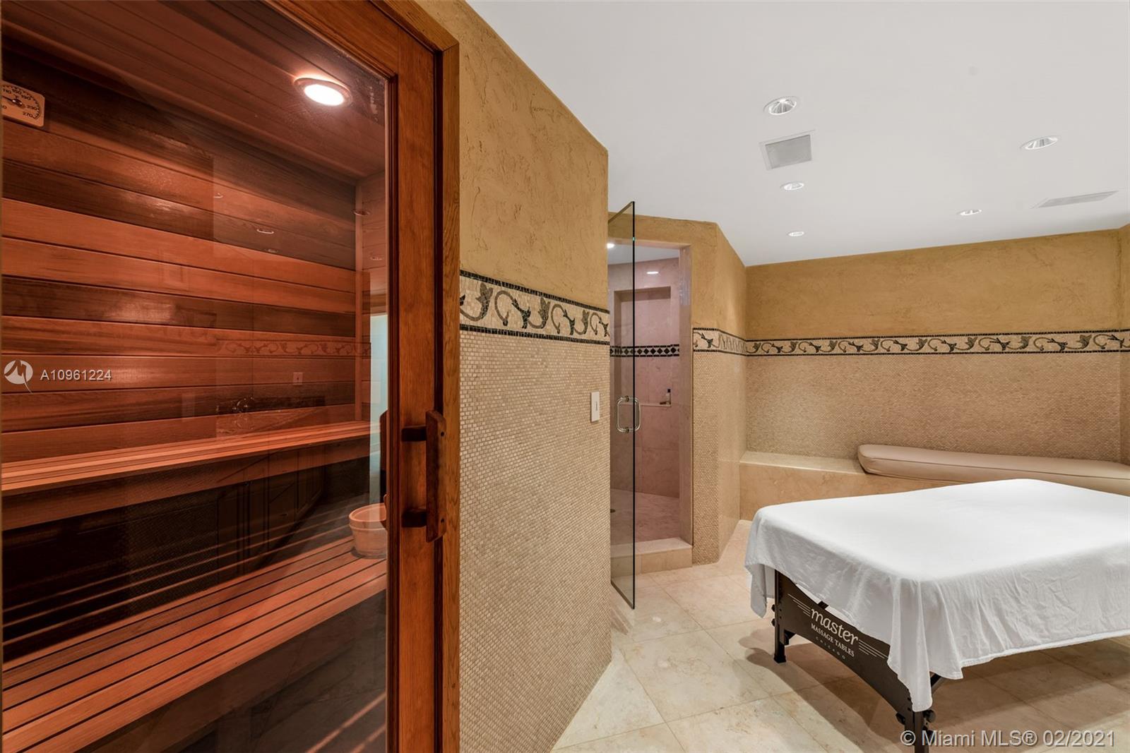 GOLDEN BEACH SEC A - Residential