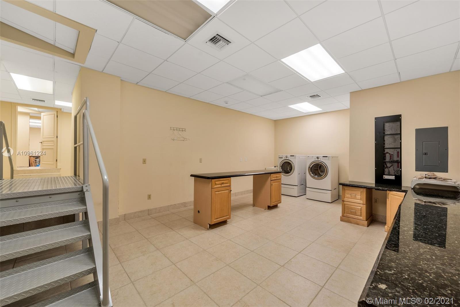 GOLDEN BEACH SEC A - Residential