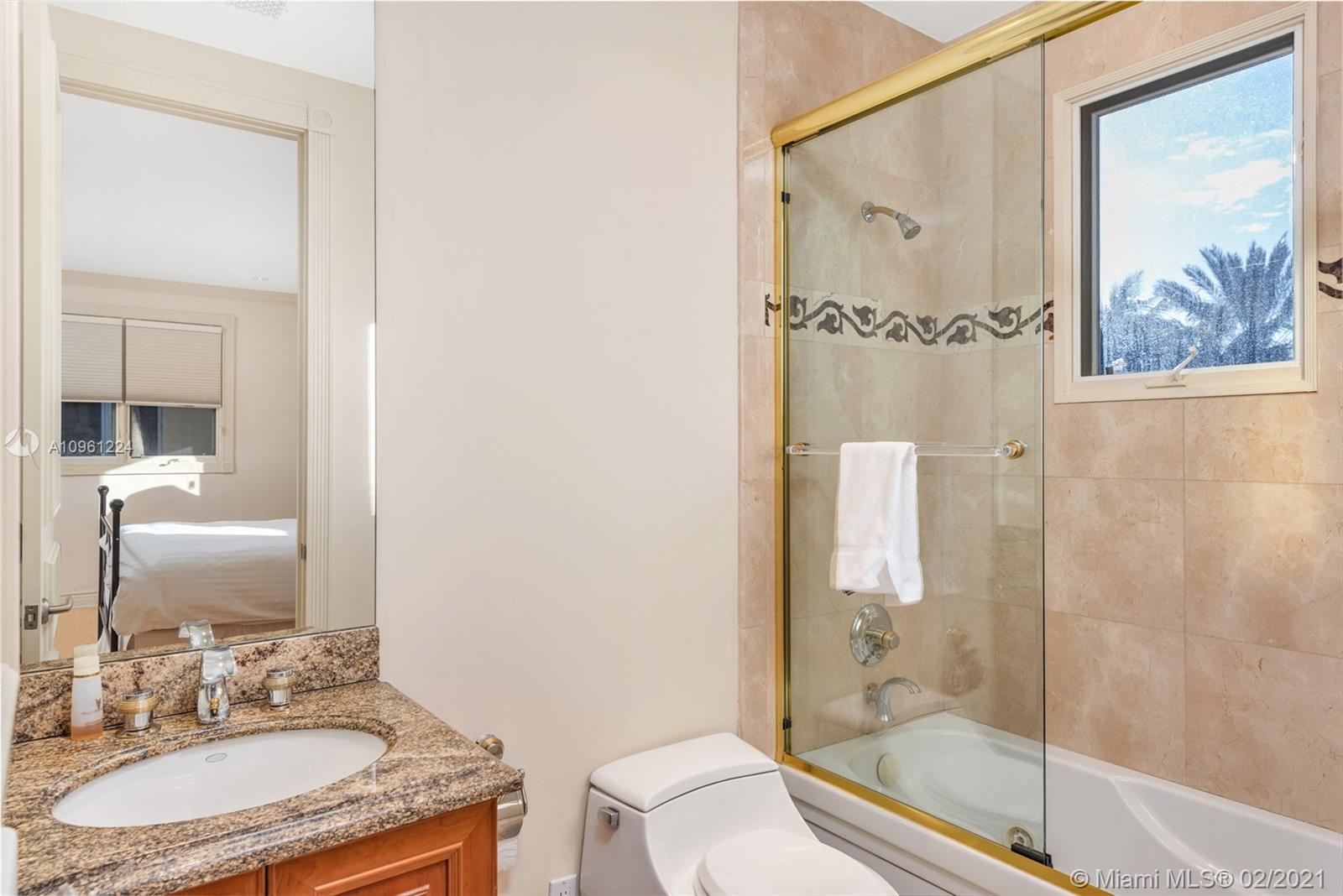 GOLDEN BEACH SEC A - Residential