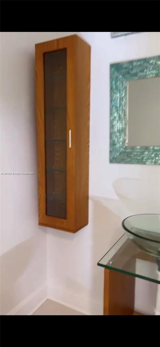 WHITE EGRET CONDO - Residential Lease