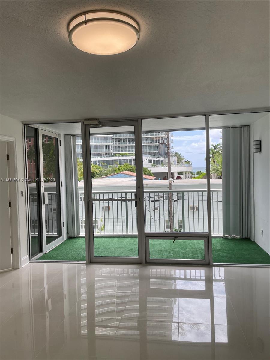 WHITE EGRET CONDO - Residential Lease