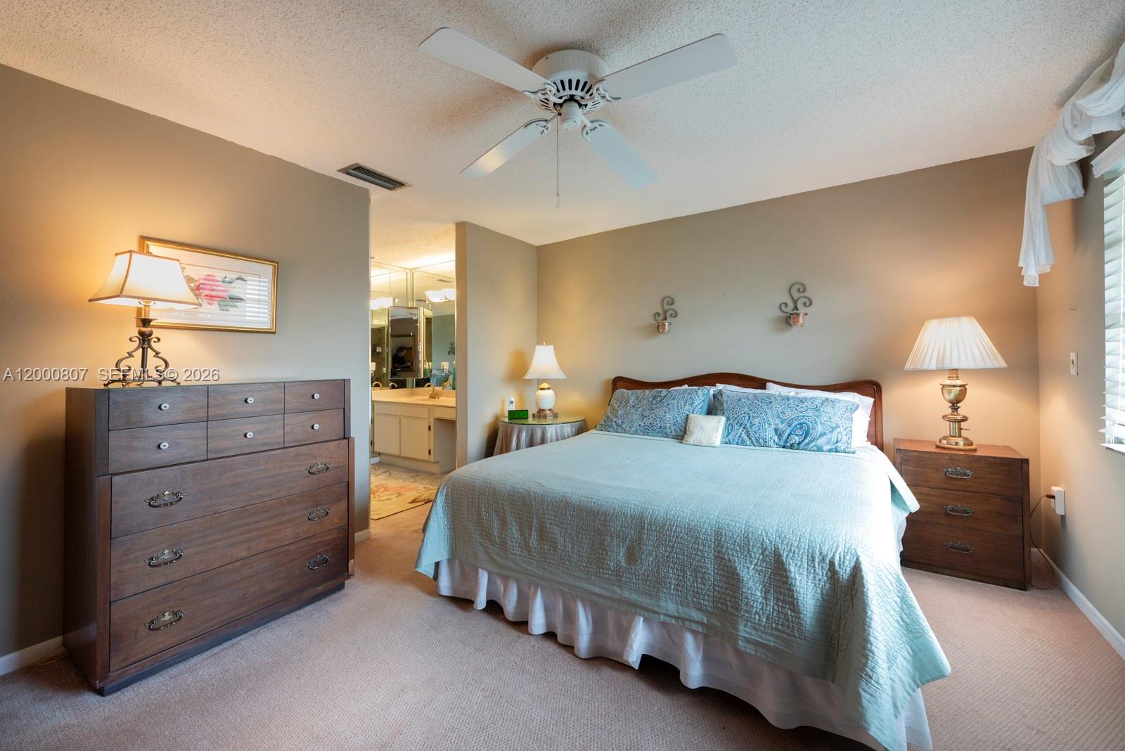 KENLAND COURT - Residential