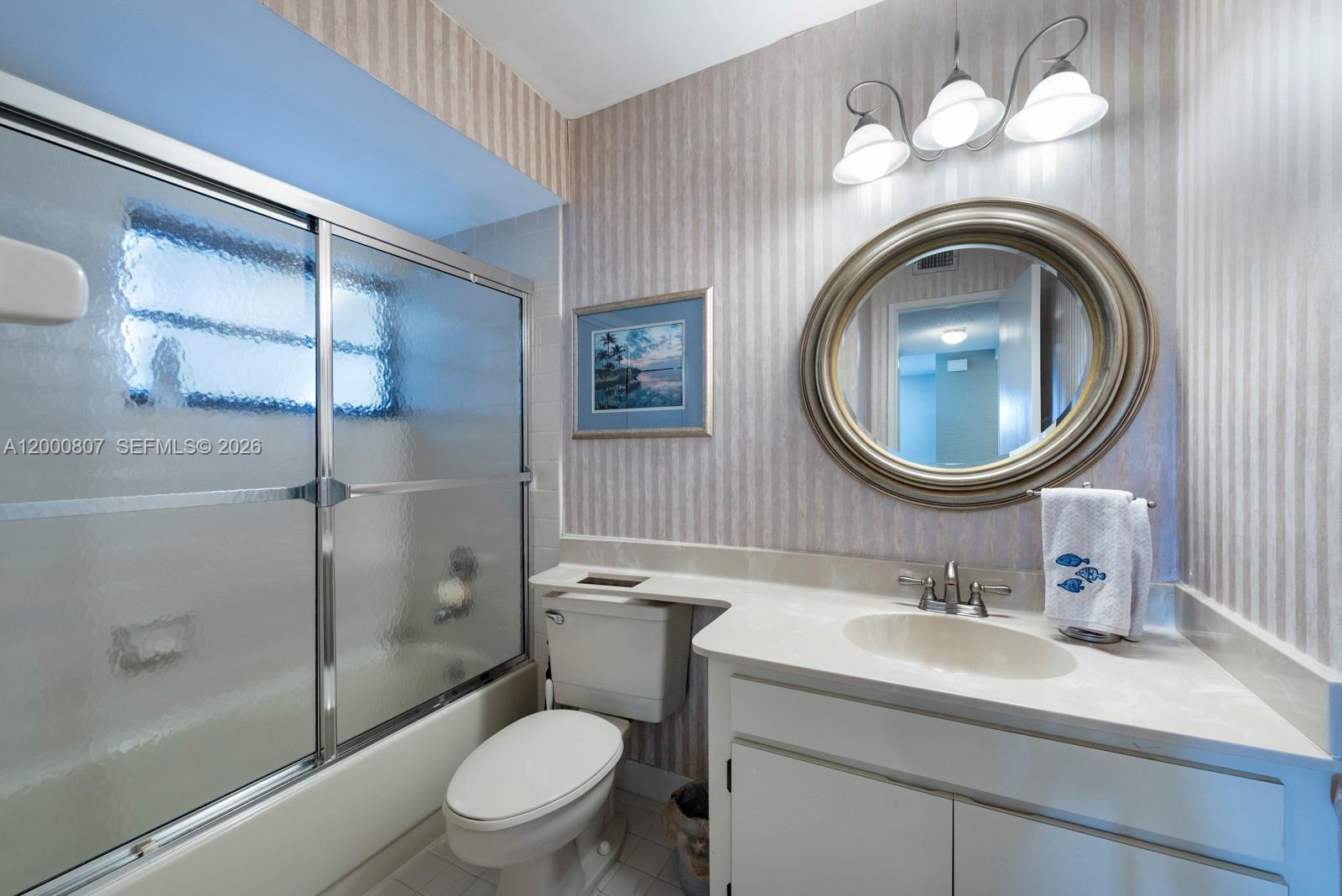 KENLAND COURT - Residential