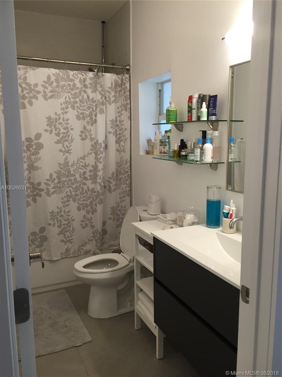 CAMERON'S CORNER CONDO - Residential Lease