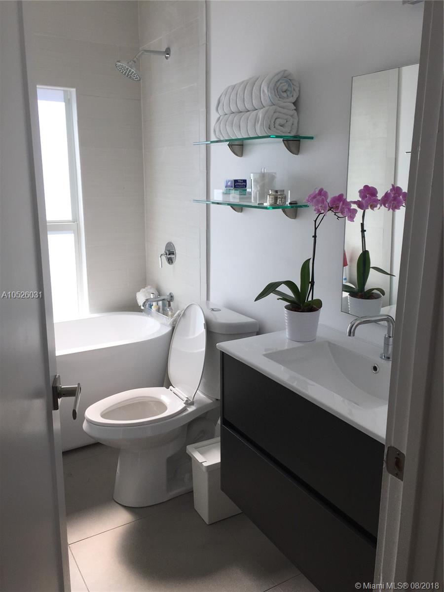 CAMERON'S CORNER CONDO - Residential Lease