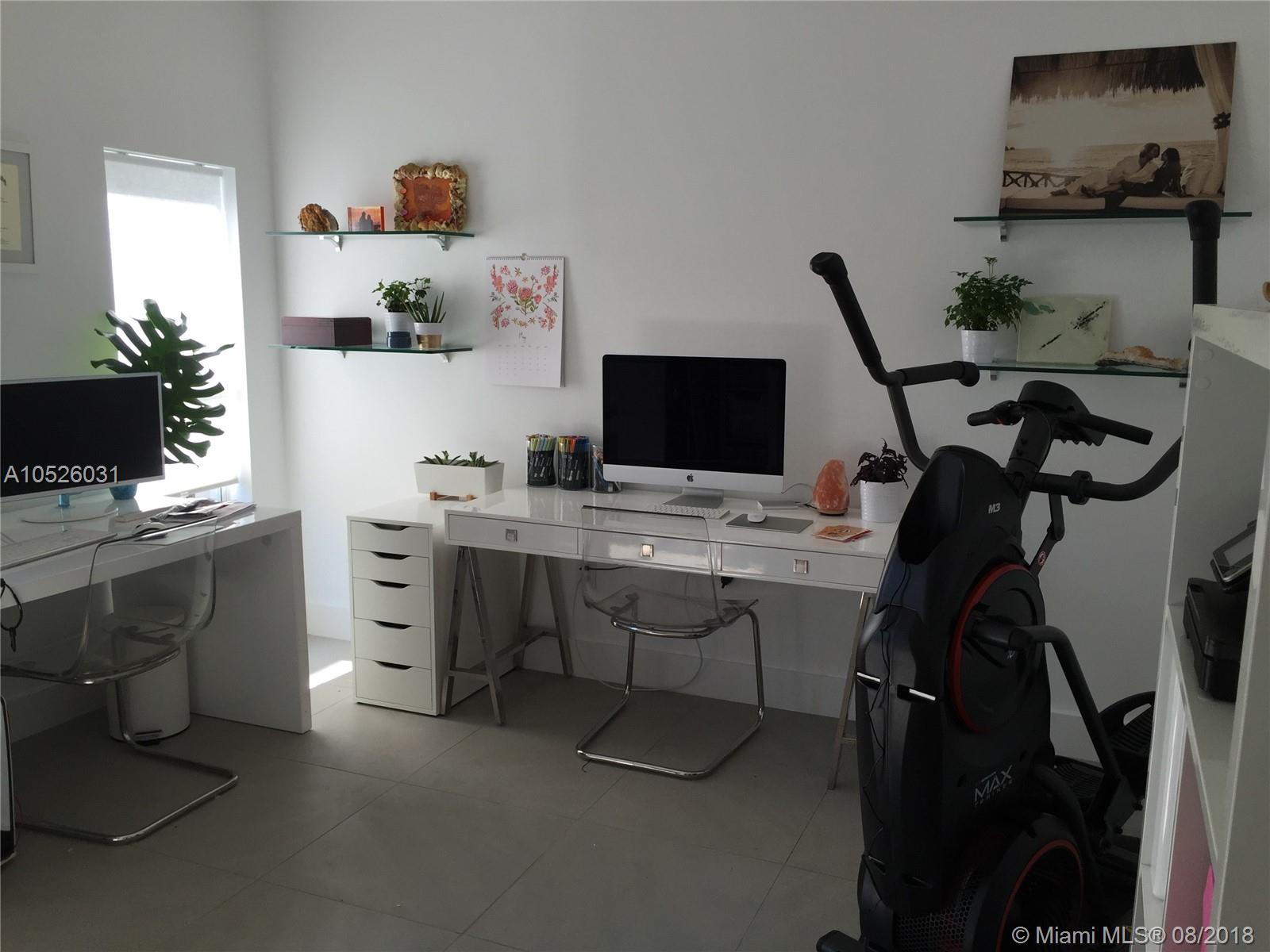 CAMERON'S CORNER CONDO - Residential Lease