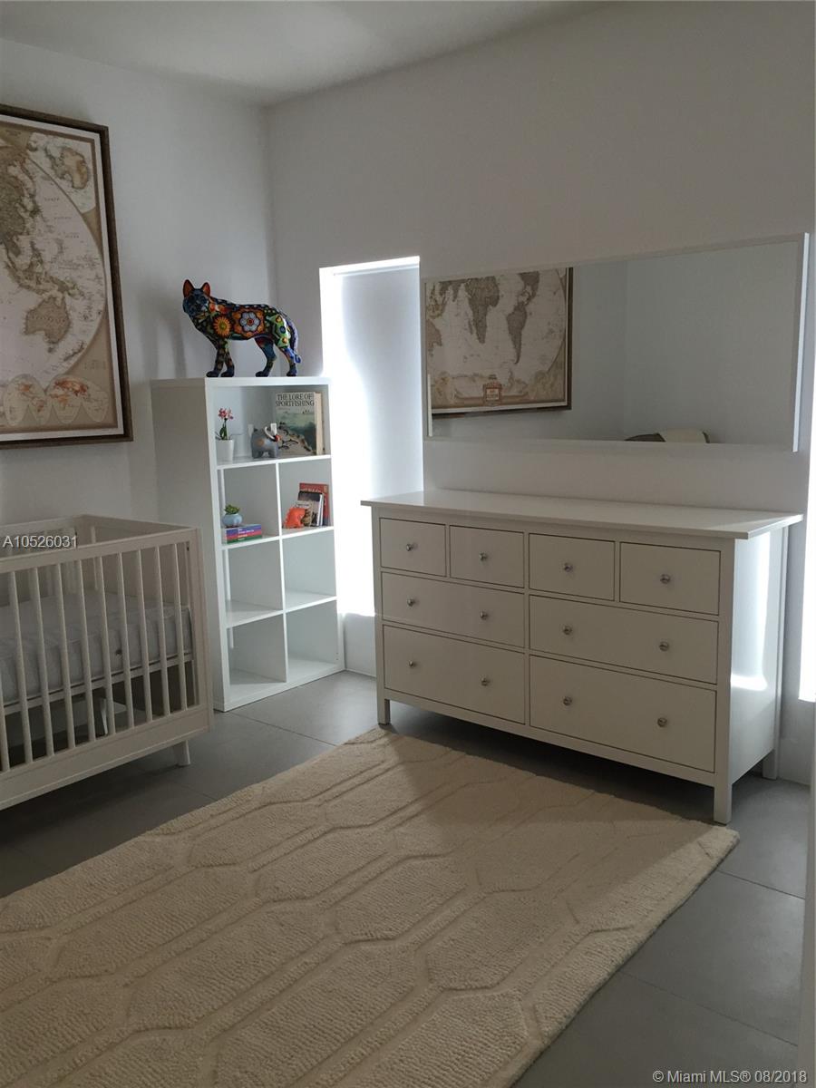 CAMERON'S CORNER CONDO - Residential Lease