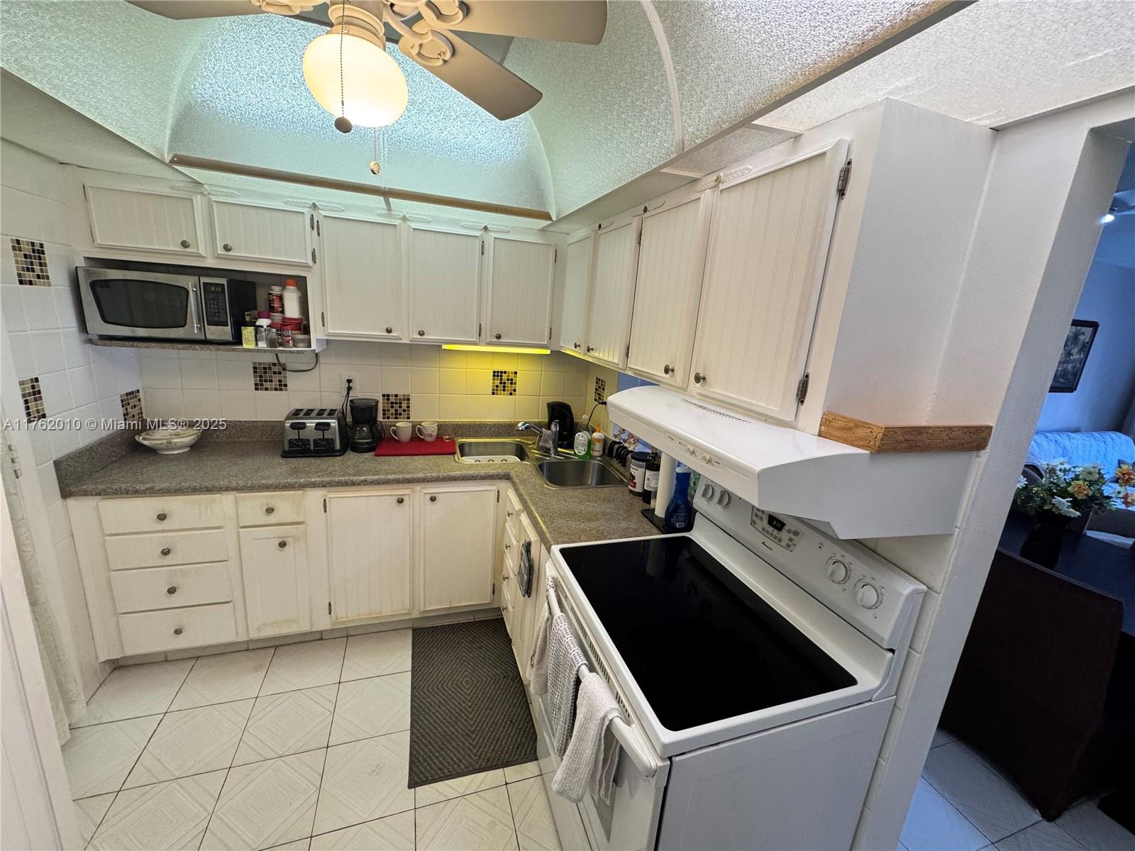 MAR-LEN GARDENS NO 1 CORP - Residential