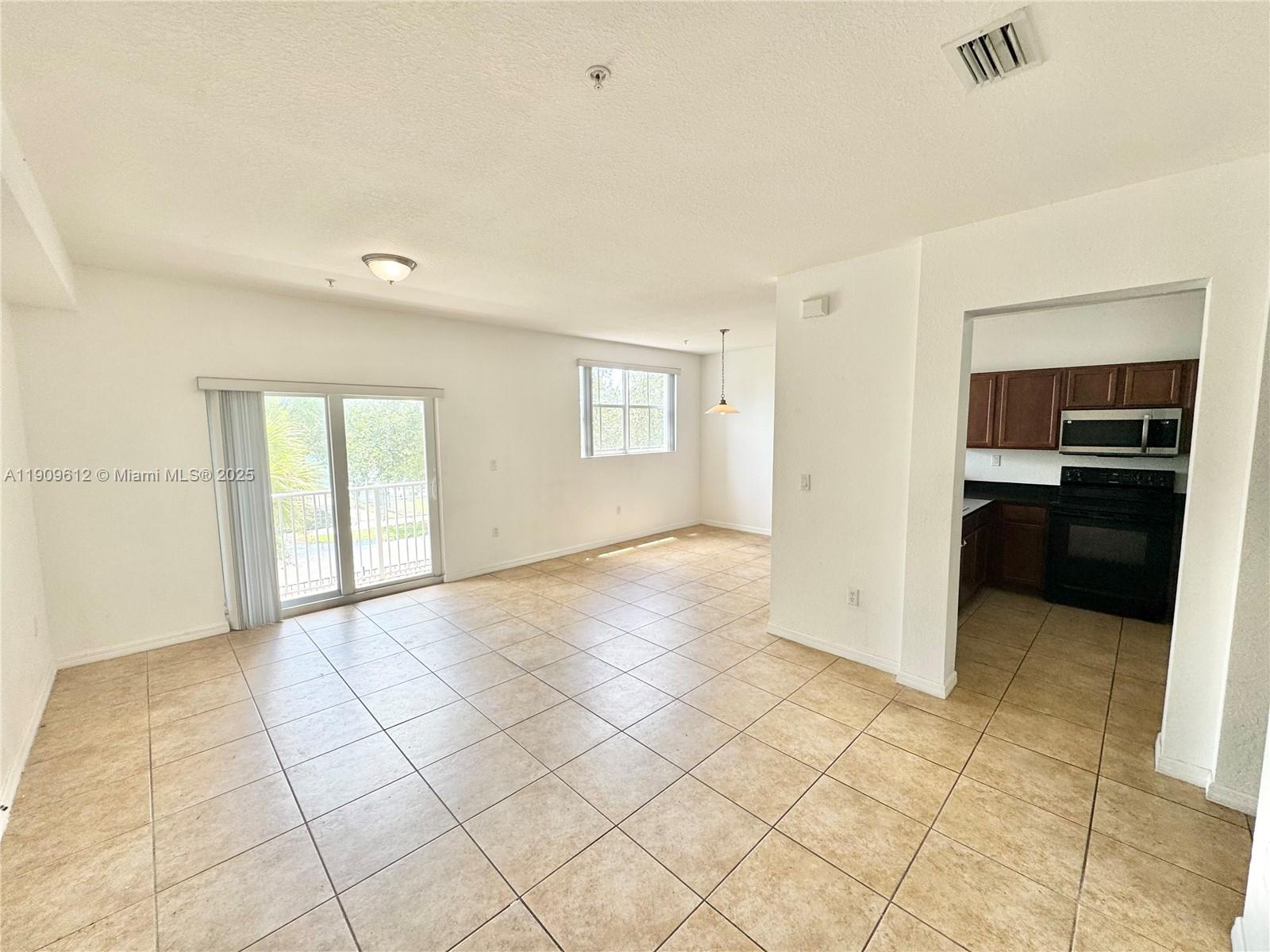 CORONADO TO DORAL VI COND - Residential