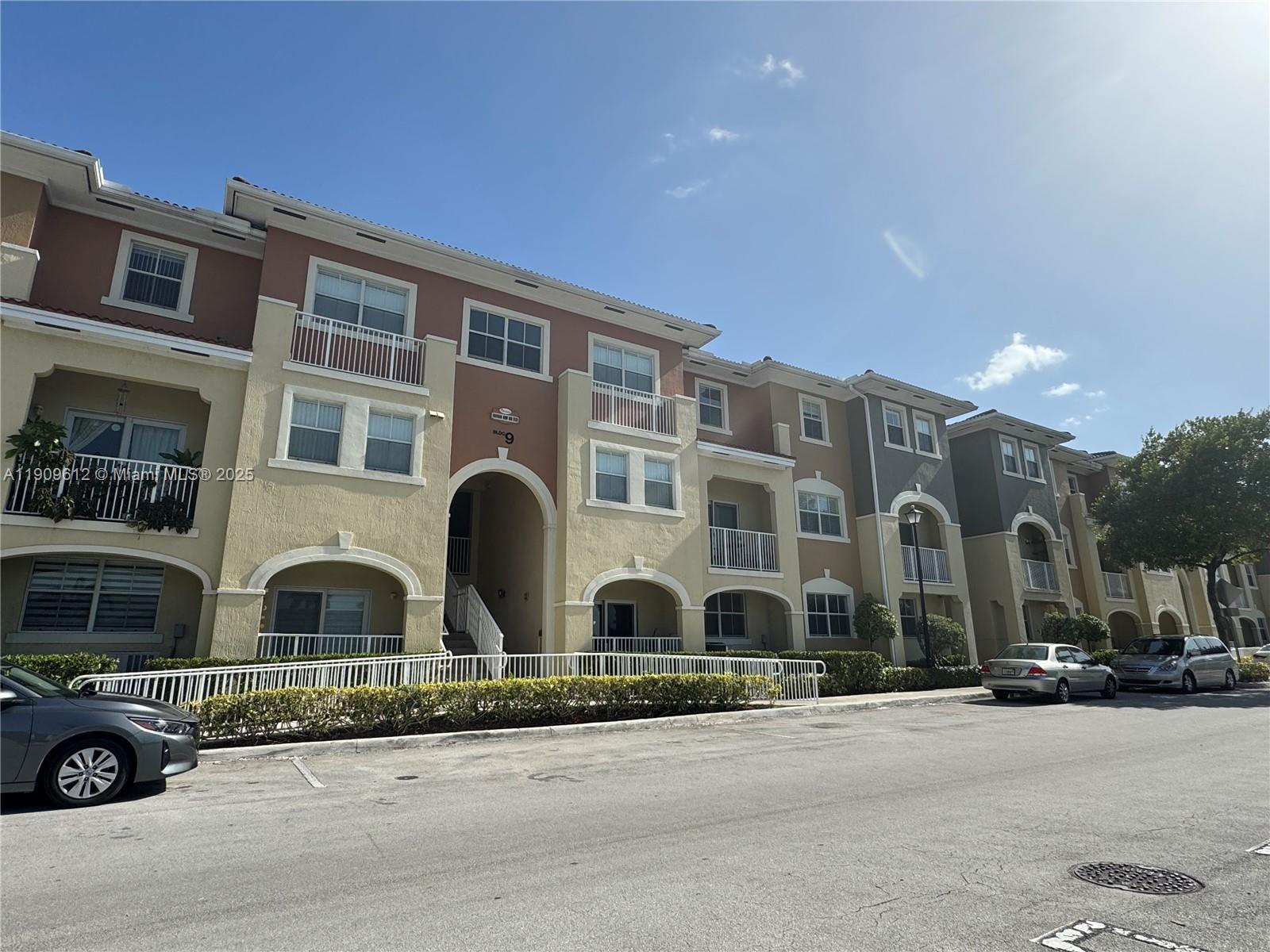 CORONADO TO DORAL VI COND - Residential