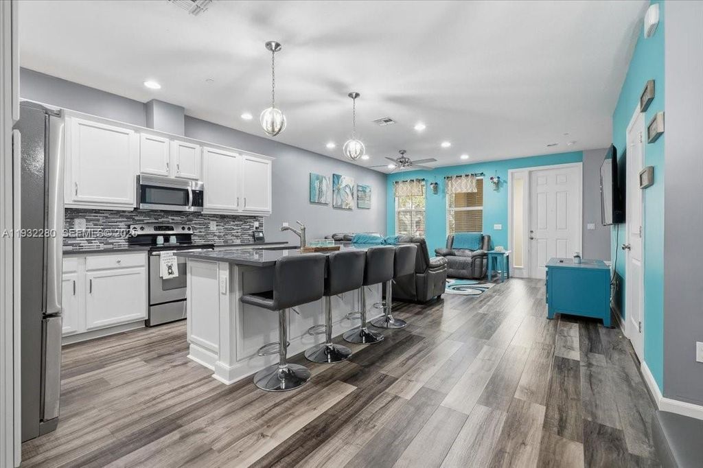 Photo of 4126 Cascada Cir, Cooper City, FL 33024 (MLS # A11932280)