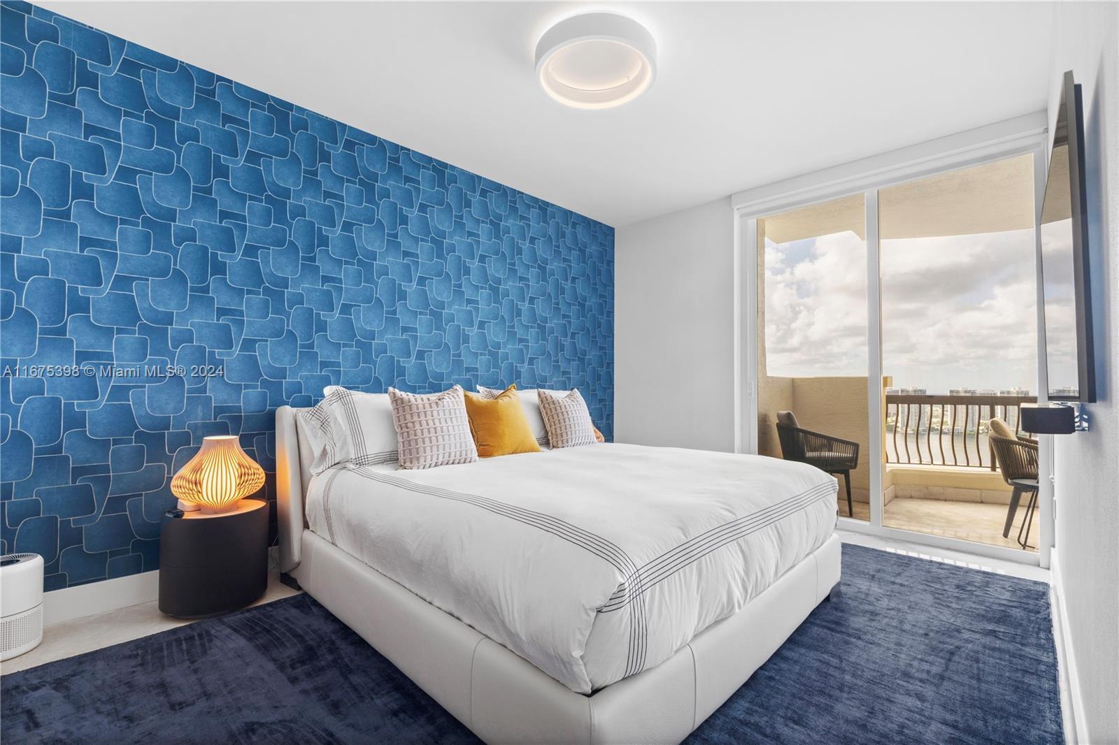 ACQUALINA OCEAN RESIDENCES - Residential