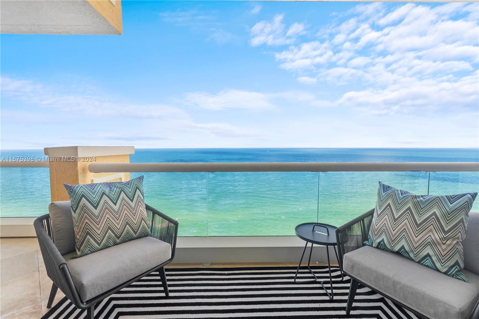 ACQUALINA OCEAN RESIDENCES - Residential