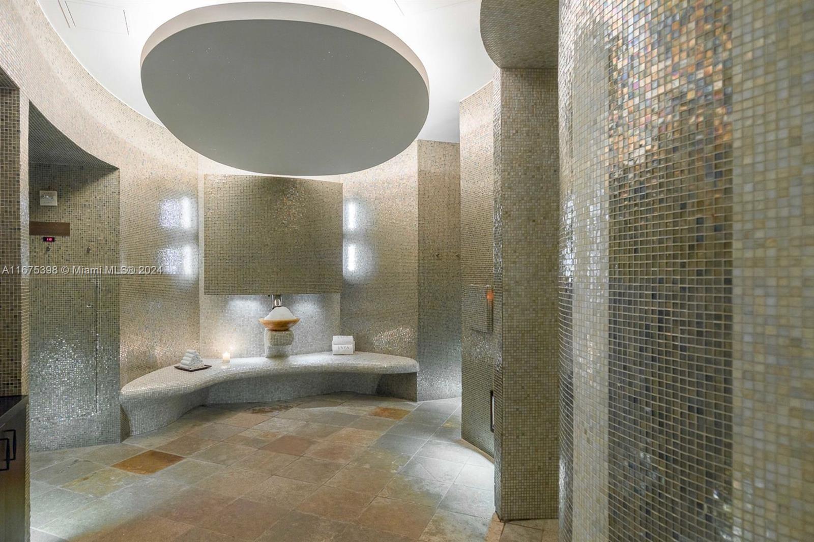 ACQUALINA OCEAN RESIDENCES - Residential