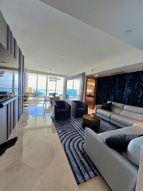 ACQUALINA OCEAN RESIDENCES - Residential