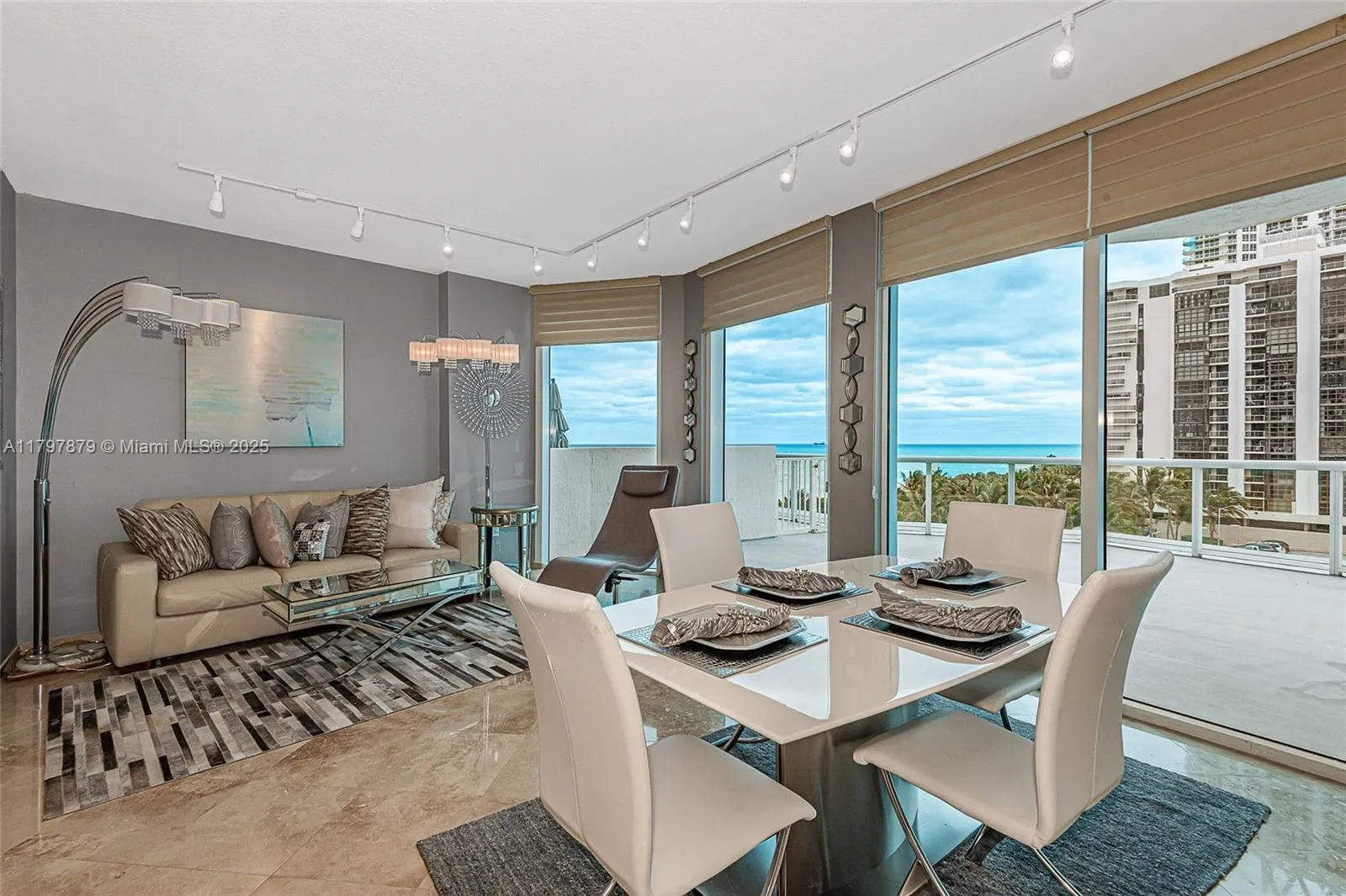 Miami Beach, Florida 33141, United States, 1 Bedroom Bedrooms, ,2 BathroomsBathrooms,Residential,Active,125220