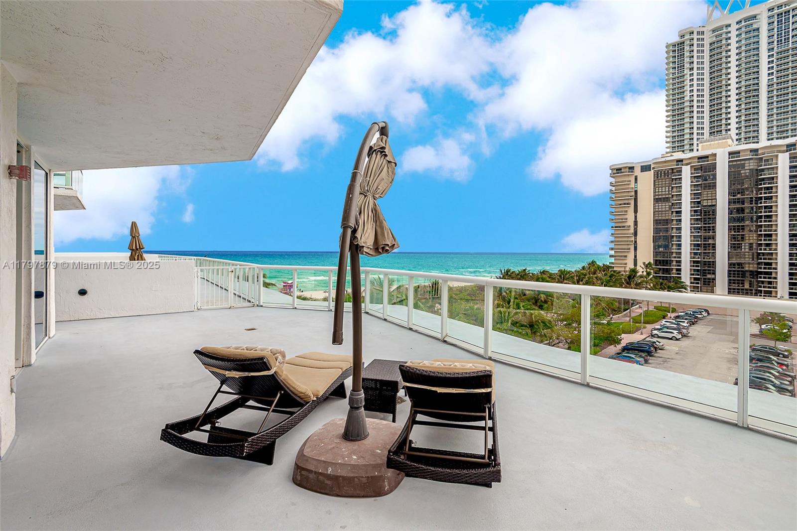 Rental Property at 6515 Collins Ave 607, Miami Beach, Miami-Dade County, Florida - Bedrooms: 1 
Bathrooms: 2  - $4,300 MO.