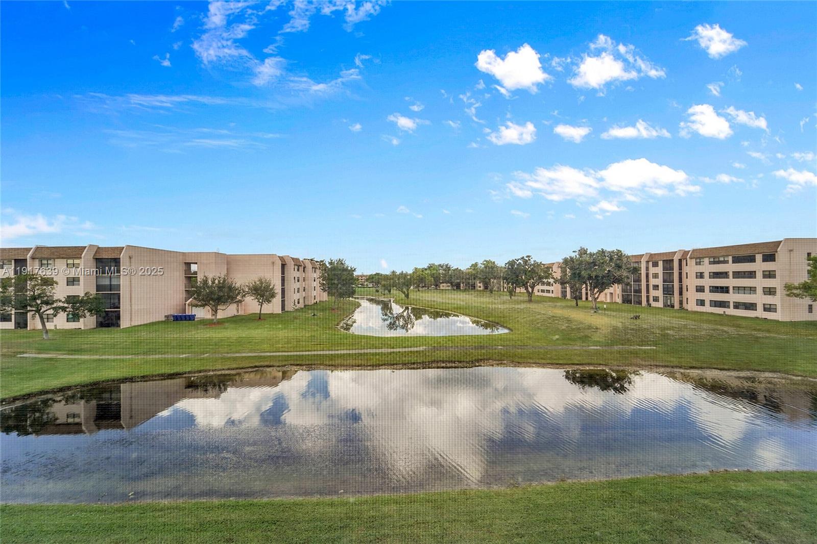 SUNRISE LAKES 190 CONDO - Residential