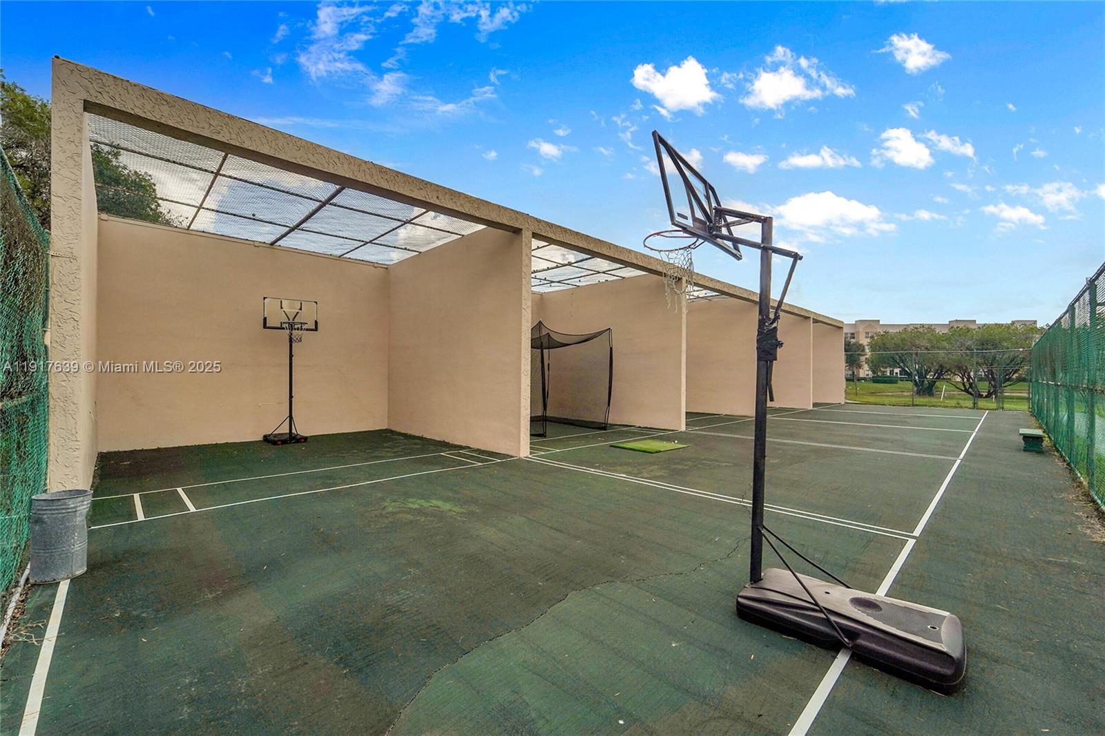 SUNRISE LAKES 190 CONDO - Residential