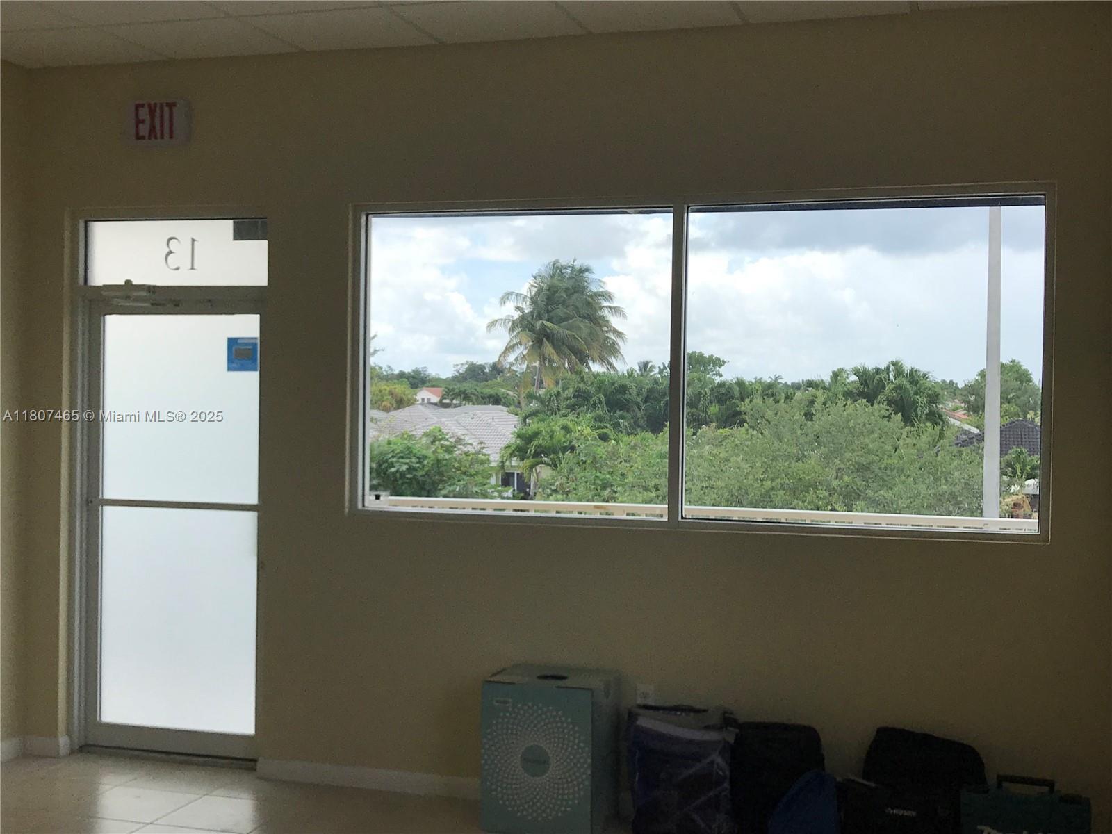 310 SQFT OFFICE IN 2ND FLOOR. OPEN SPACE TILED AND PAINTED. COMMUNITY BATHROOM $30 MONTHLY
FOR CLEANING AND MAINTENANCE. TENANT INFORMATION FORM, PROVIDED BY LANDLORD, NEEDS TO BE PRESENTED WITH $100 NON-REFUNDABLE MONEY ORDER FOR BACKGROUND AND CREDIT CHECK. RENT SUBJECT TO 3% SALES TAX. READY TO MOVE IN. BUILDING HAS ELEVATOR.