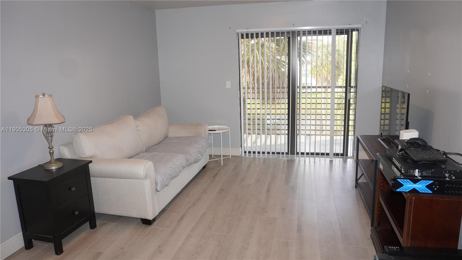 View photos, virtual tours, details... 3710 N Pine Island Rd 320