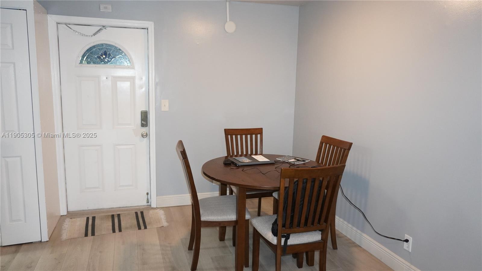 View photos, virtual tours, details... 3710 N Pine Island Rd 320