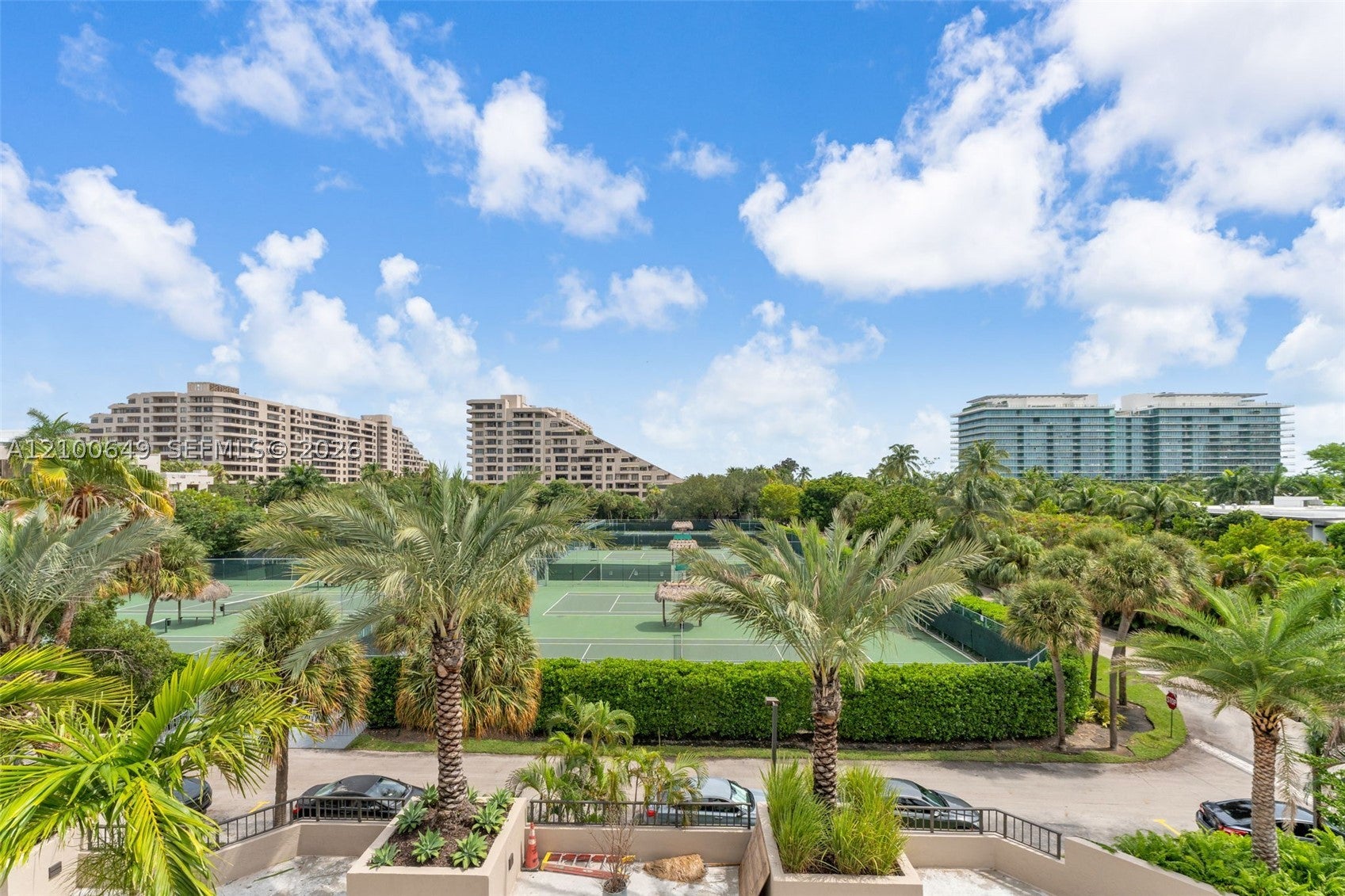 View photos, virtual tours, details... 151 Crandon Blvd 310