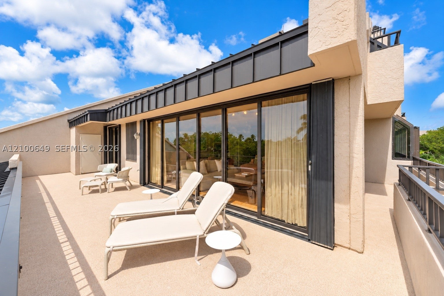 View photos, virtual tours, details... 151 Crandon Blvd 310