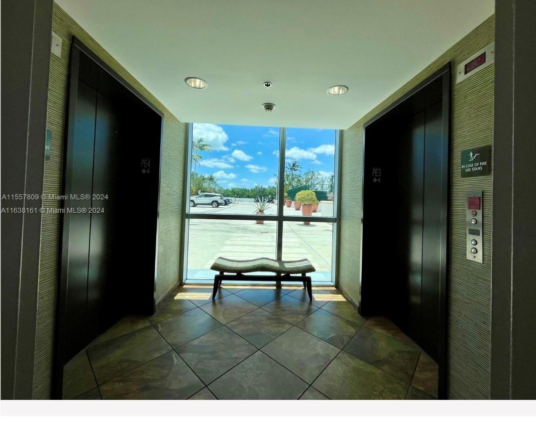 TAO SAWGRASS CONDOMINIUM - Residential Lease