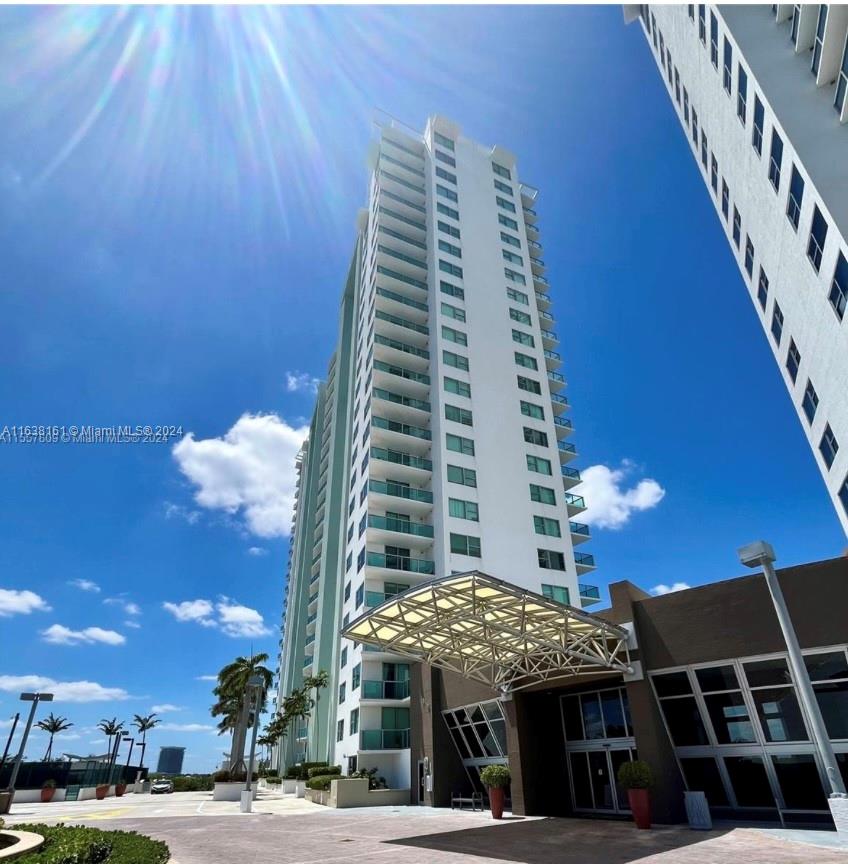 TAO SAWGRASS CONDOMINIUM - Residential Lease