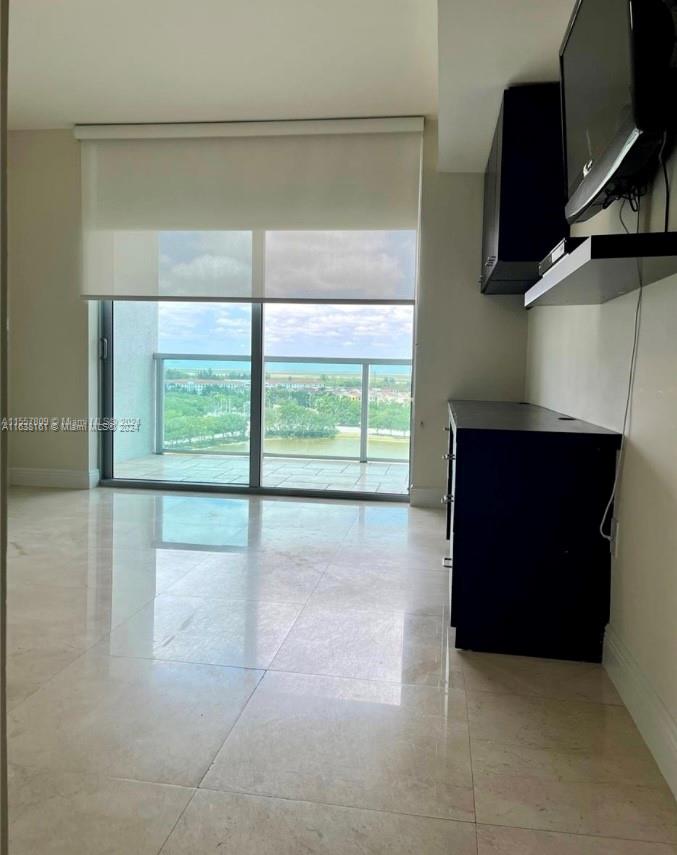 TAO SAWGRASS CONDOMINIUM - Residential Lease