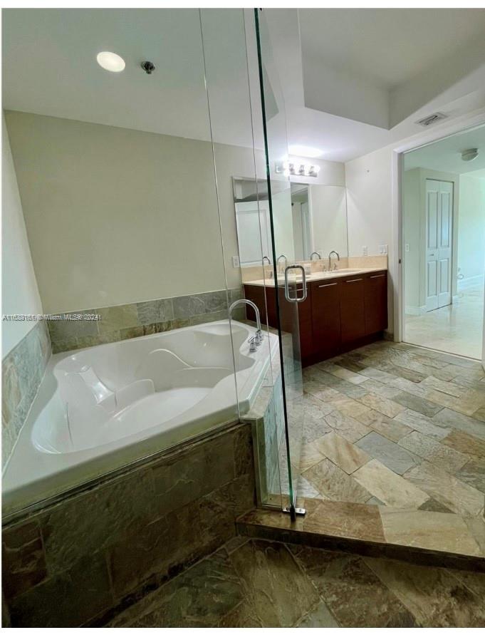 TAO SAWGRASS CONDOMINIUM - Residential Lease