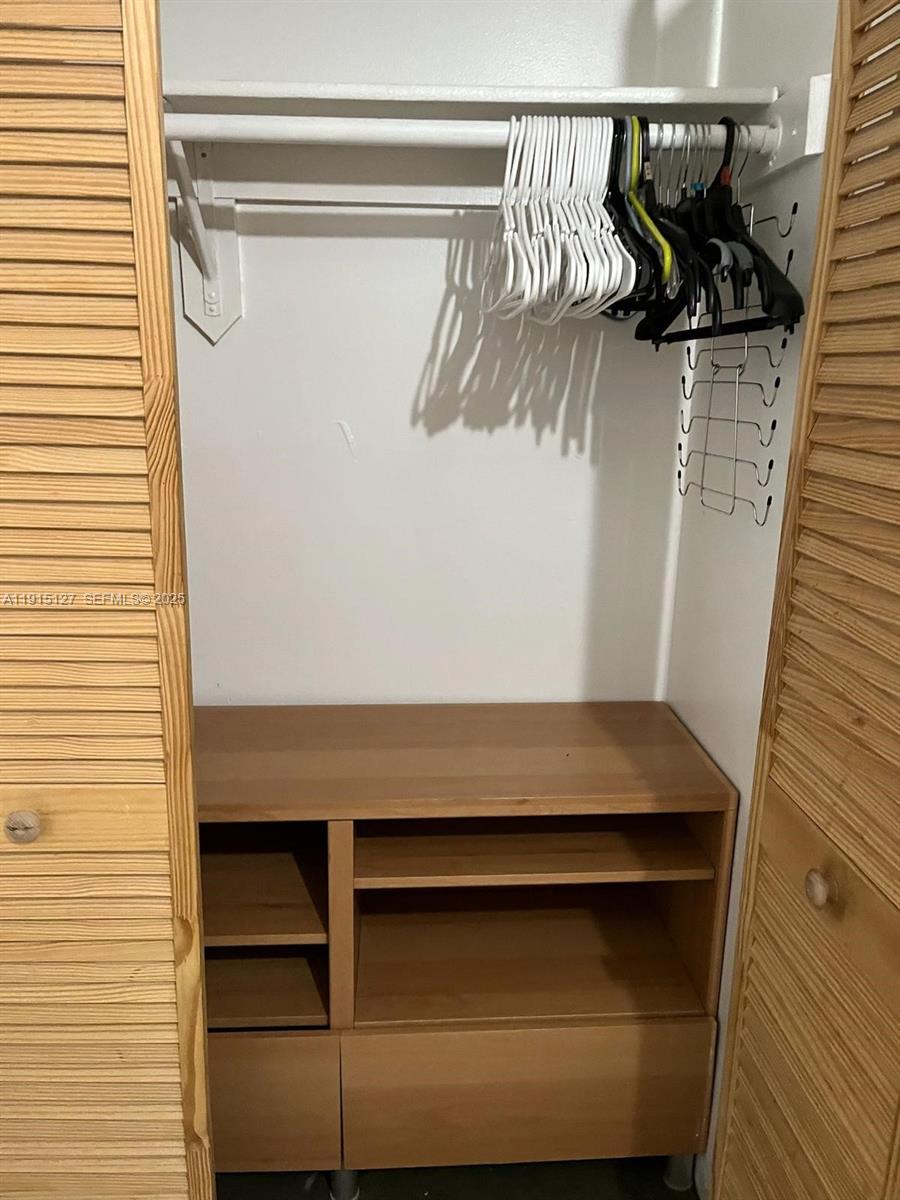 LES CHALETS II - Residential Lease