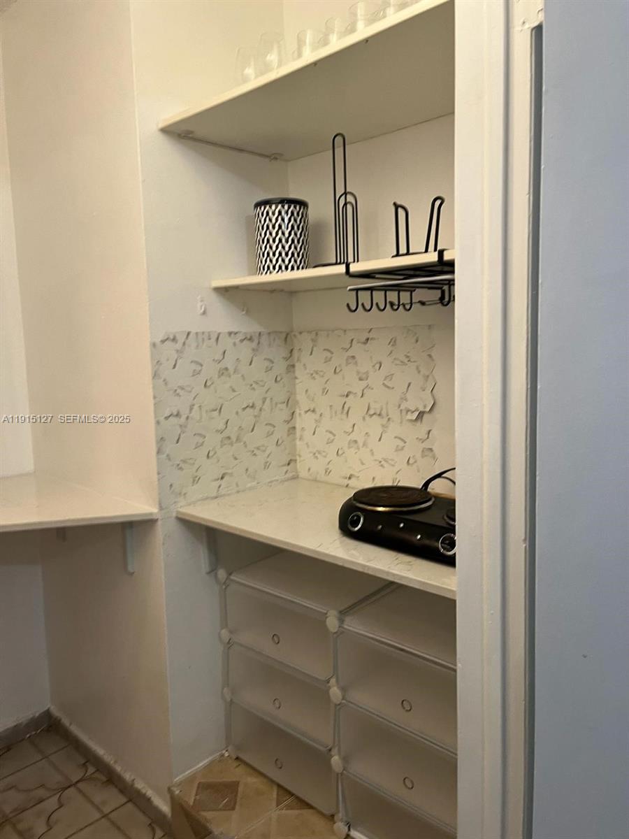 LES CHALETS II - Residential Lease