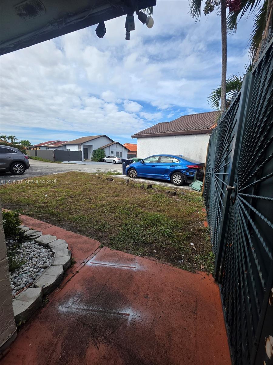 LES CHALETS II - Residential Lease