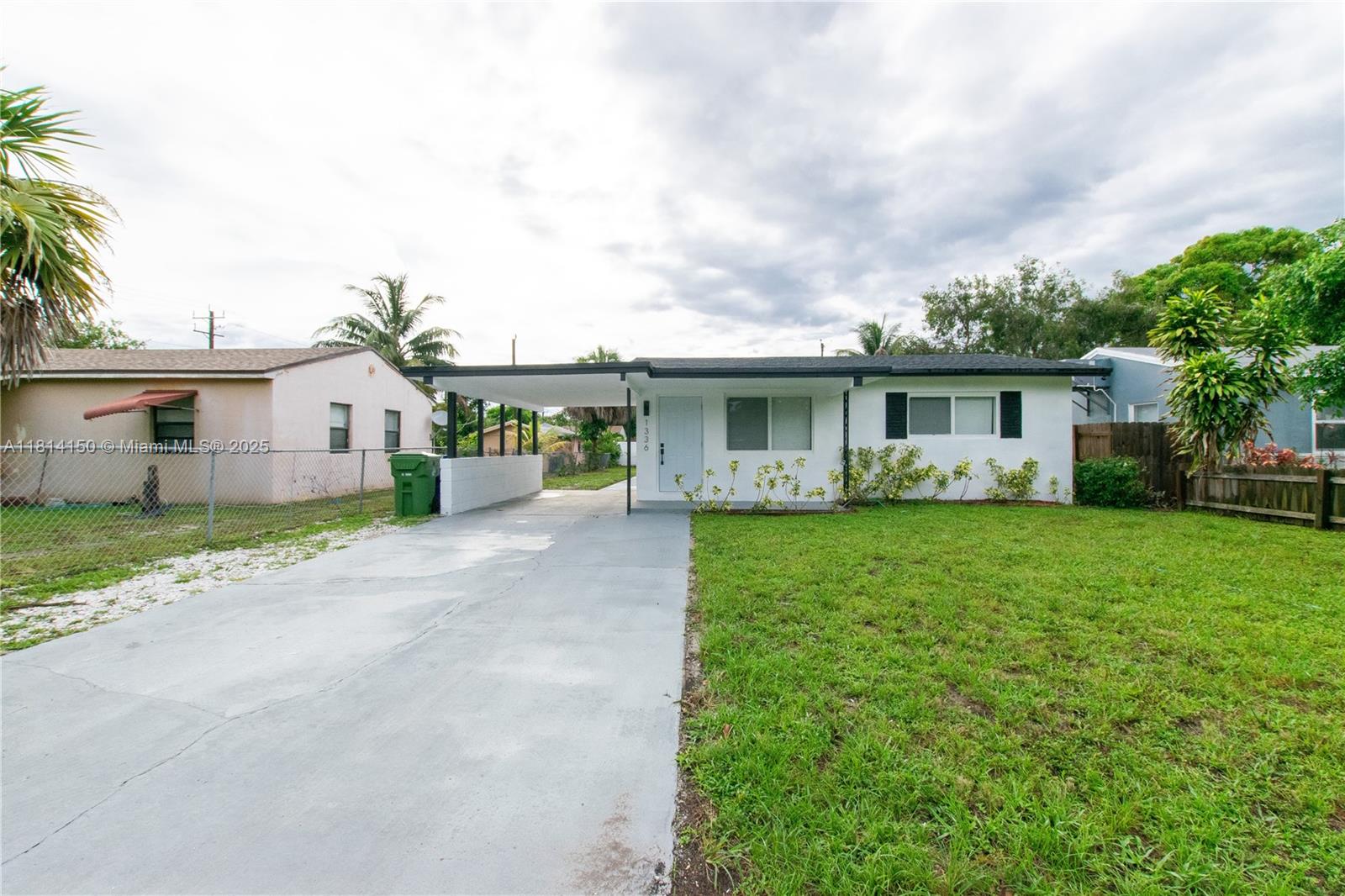Property for Sale at 1336 Nw 6th Ave, Fort Lauderdale, Broward County, Florida - Bedrooms: 3 
Bathrooms: 2  - $450,000