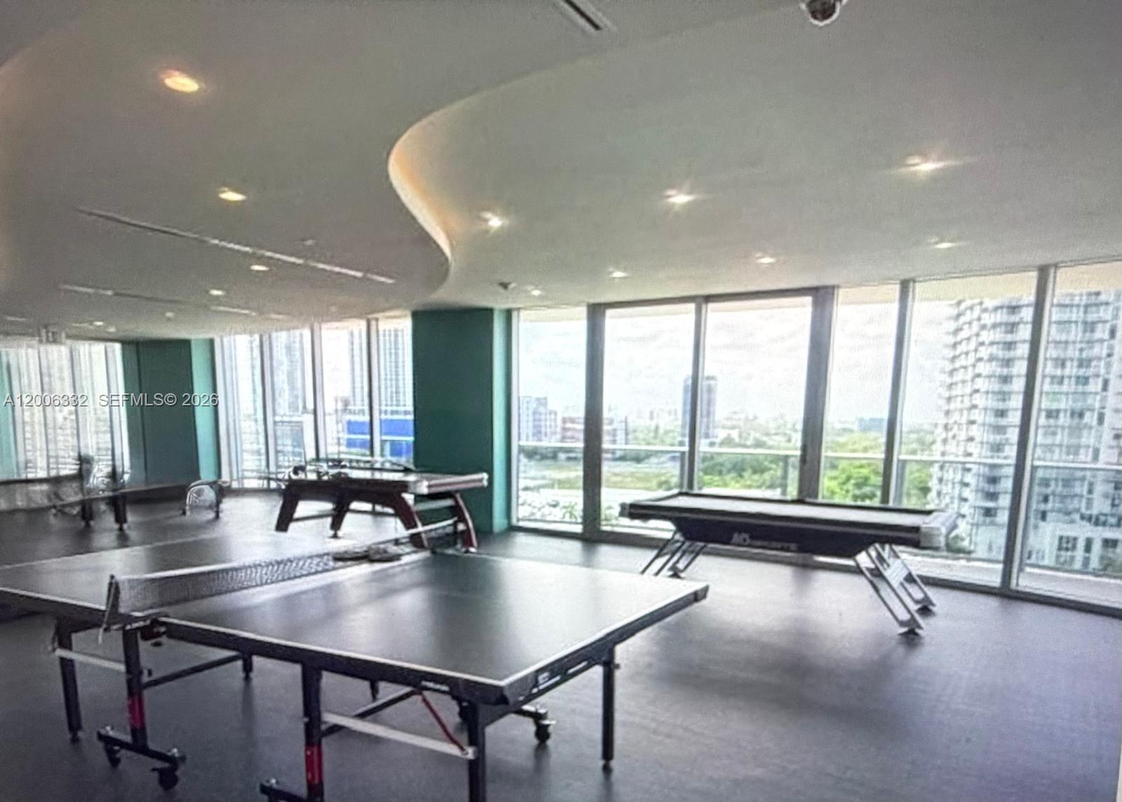 ARIA ON THE BAY CONDO - Residential