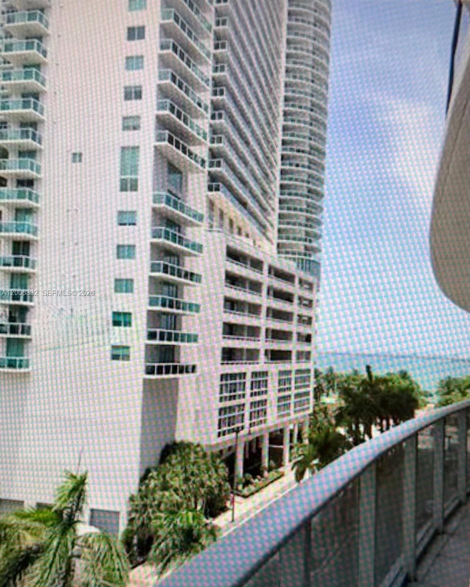 ARIA ON THE BAY CONDO - Residential
