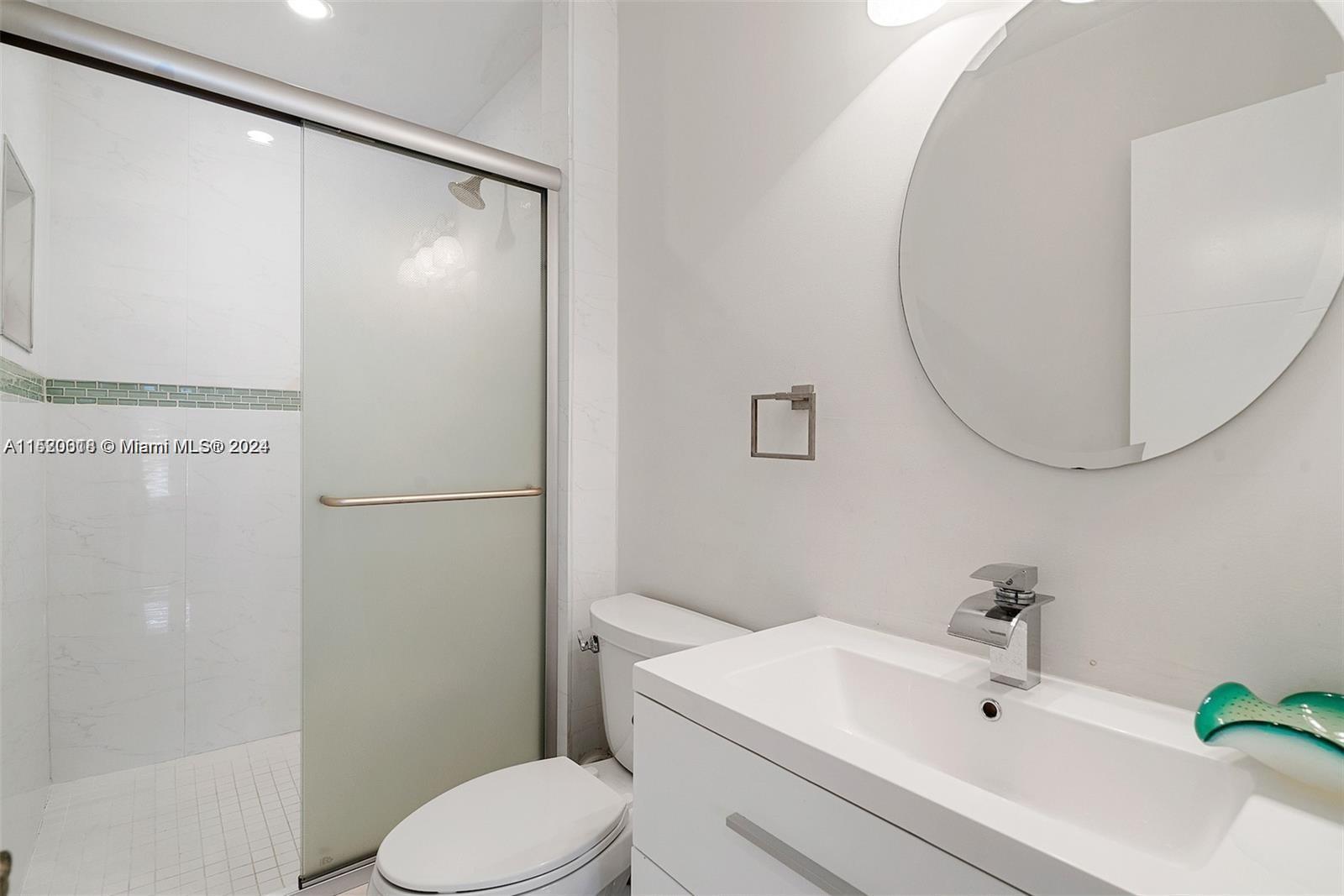 LA GORCE GOLF SUB - Residential