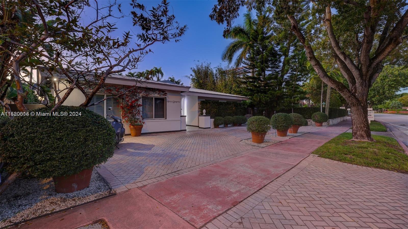 LA GORCE GOLF SUB - Residential