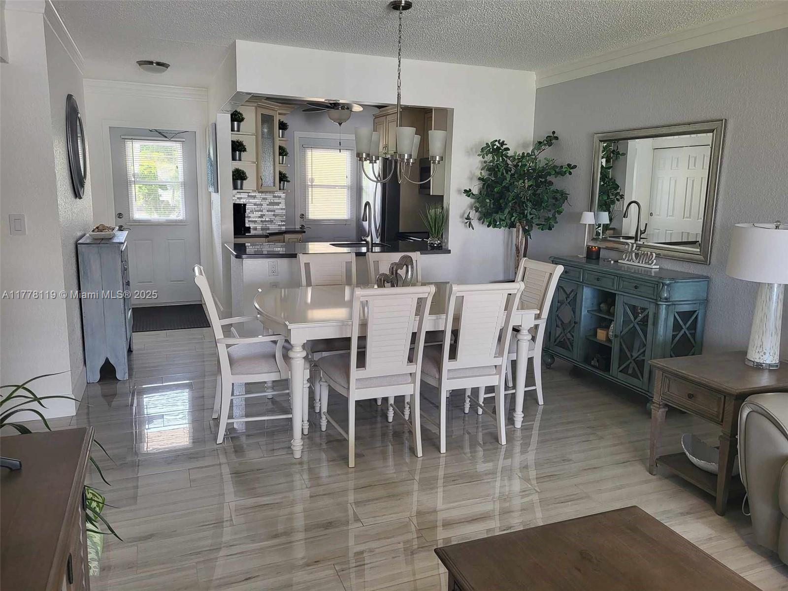 THISTLE GARDENS CONDO - Residential