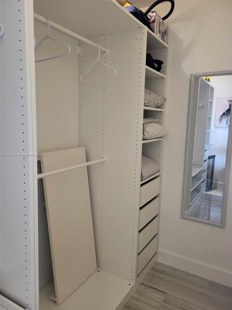 THISTLE GARDENS CONDO - Residential