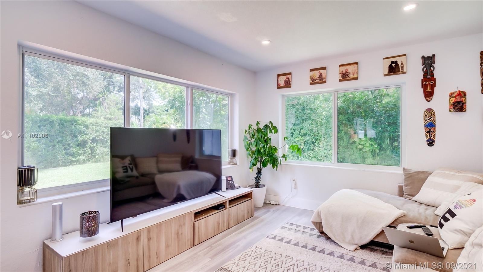 MIAMI SHORES SEC 5 - Residential