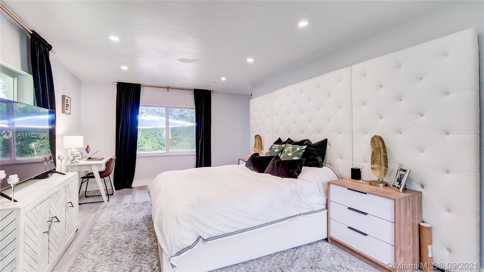 MIAMI SHORES SEC 5 - Residential