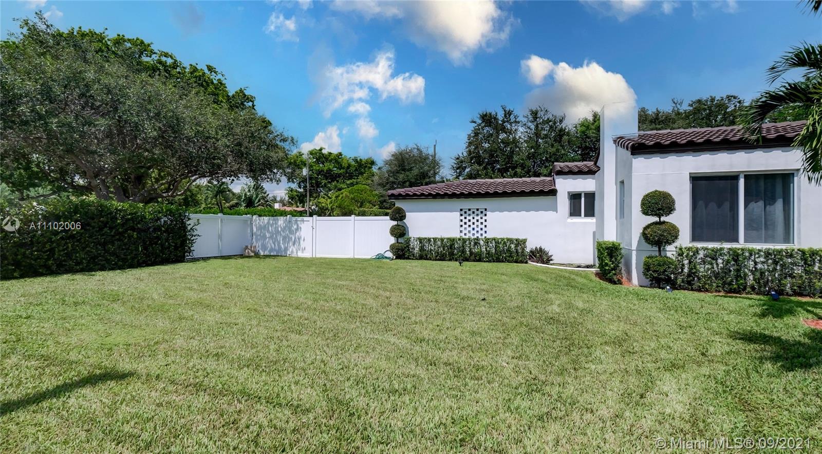 MIAMI SHORES SEC 5 - Residential