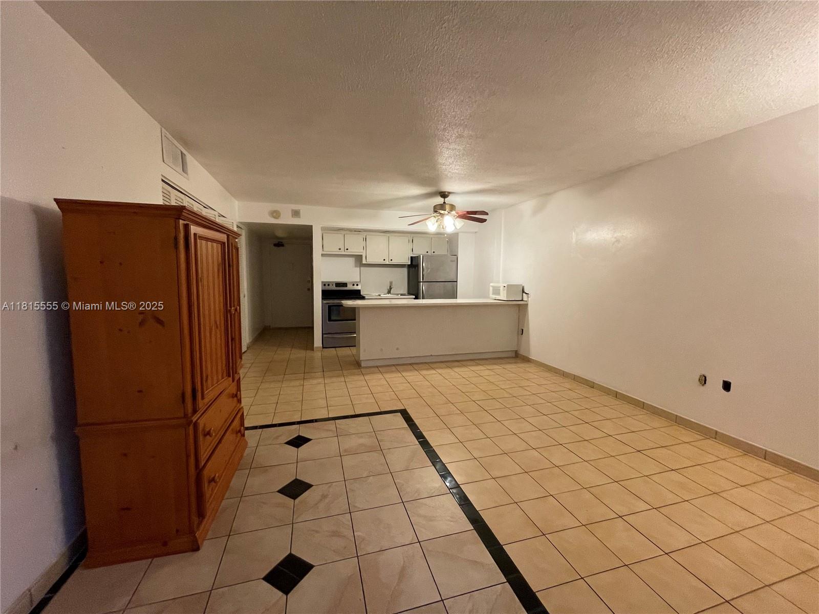 401 Ocean Dr 219, Miami Beach, Miami-Dade County, Florida - 1 Bathrooms - 