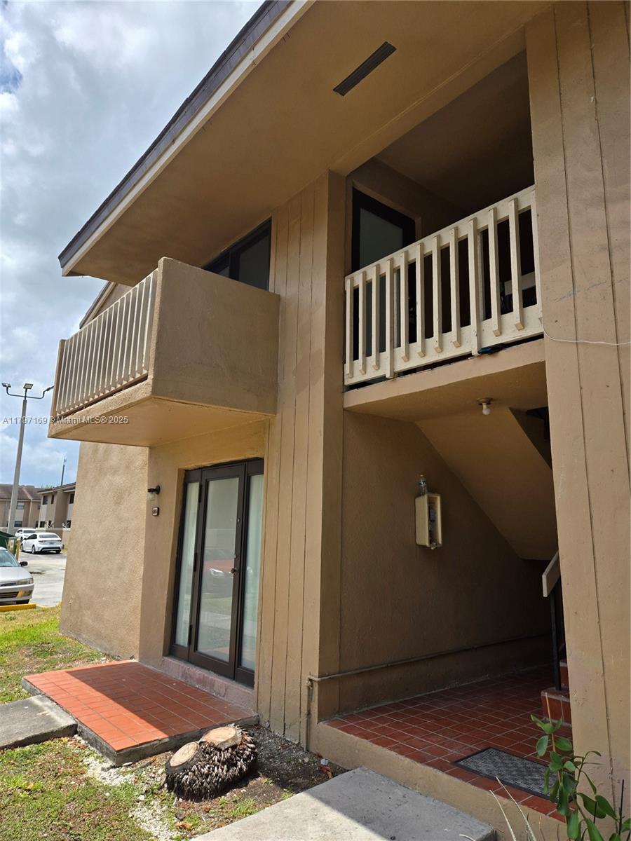 15421 SW 80 St 205